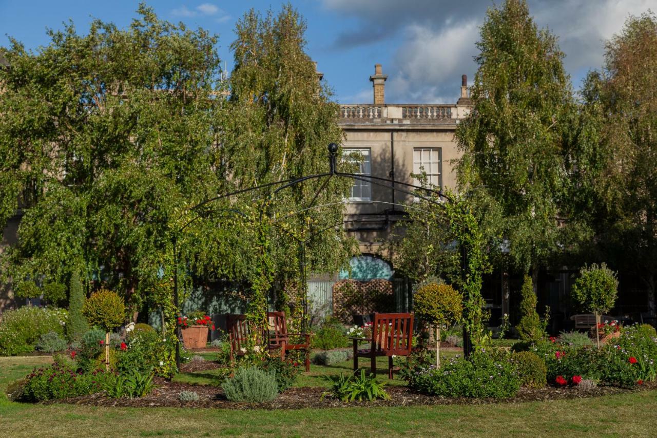 Oatlands Park Hotel Weybridge Exteriör bild